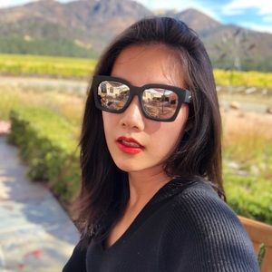 Meet your Posher, Li